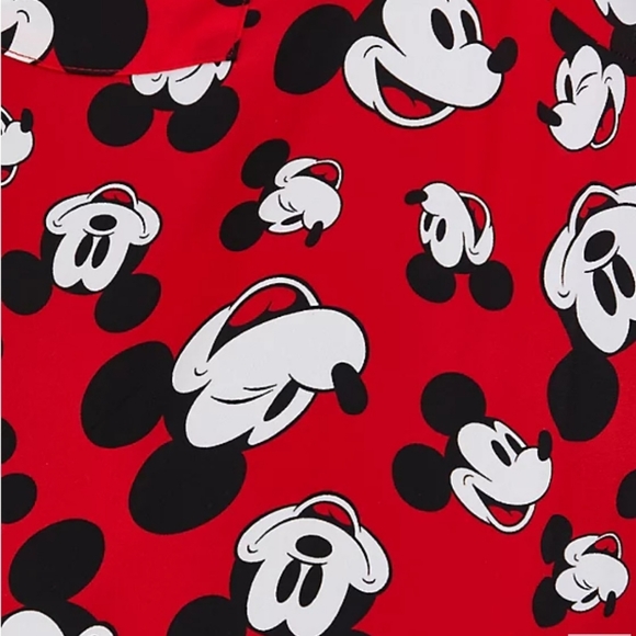 Torrid DISNEY Harper Red Mickey Mouse Pullover Blouse NWT 0 - Picture 2 of 8